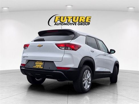 Used 2021 Chevrolet TrailBlazer LS image 4