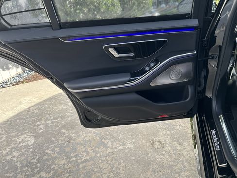 Certified 2023 Mercedes-Benz S 580 4MATIC Sedan w/ AMG Line image 36