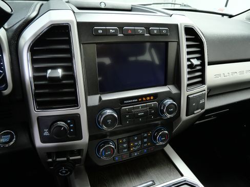 Used 2021 Ford F350 Lariat w/ Lariat Ultimate Package AWD/4WD image 20
