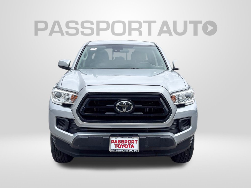 Used 2022 Toyota Tacoma SR w/ SR Convenience Package RWD image 13