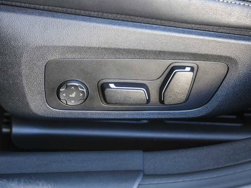 Used 2025 BMW i4 eDrive40 w/ Parking Assistance Package image 18