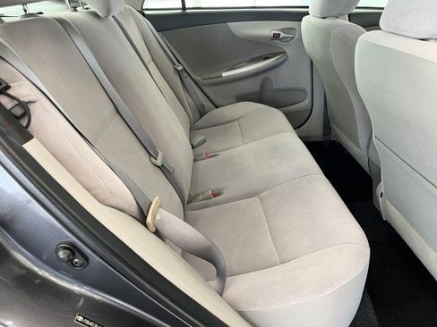 Used 2011 Toyota Corolla LE image 29