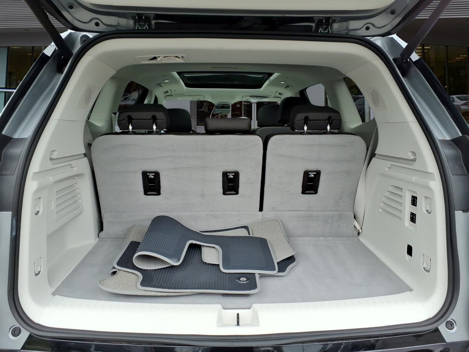 Used 2024 GMC Acadia Denali w/ Super Cruise Package FWD image 19