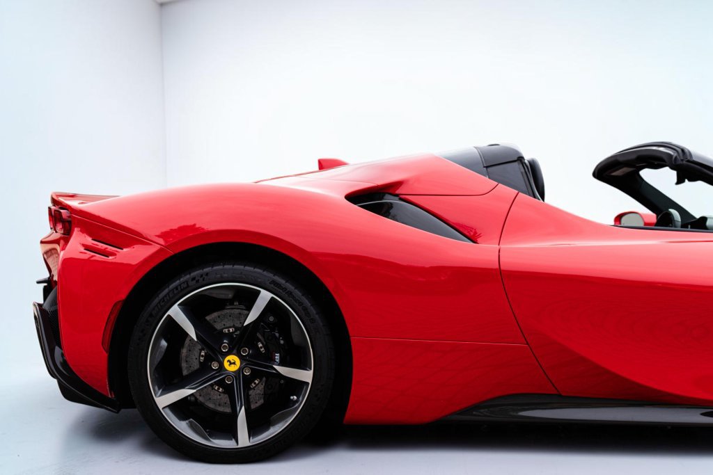 Certified 2022 Ferrari SF90 Spider AWD/4WD image 19