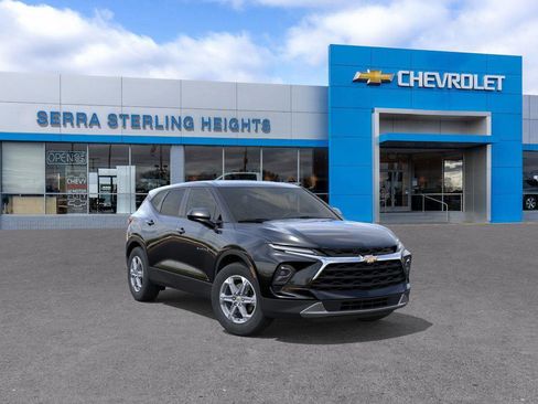 New 2025 Chevrolet Blazer LT image 1