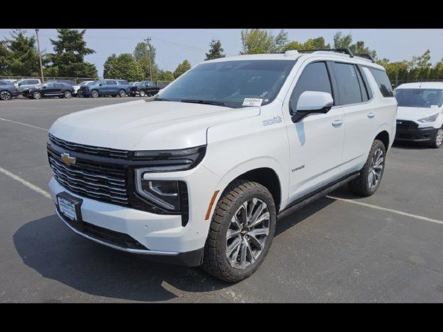 Used 2026 Chevrolet Tahoe High Country AWD/4WD image 3