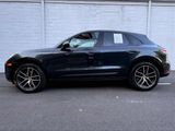 Certified 2025 Porsche Macan image 2