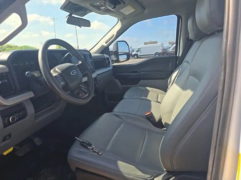 Used 2023 Ford F250 XL w/ XL Off-Road Package AWD/4WD image 6