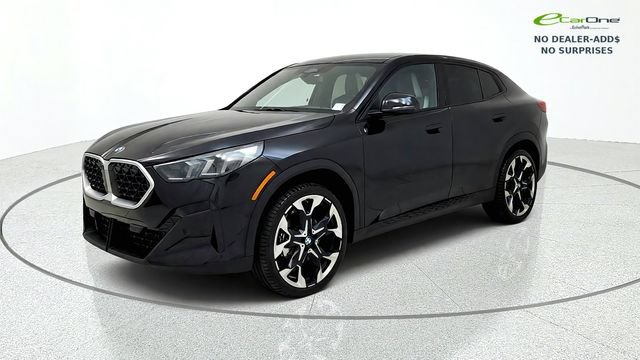 Used 2026 BMW X2 xDrive28i AWD/4WD image 4