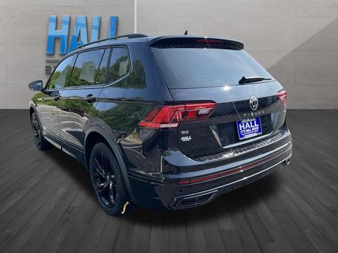 Certified 2024 Volkswagen Tiguan SE R-Line AWD/4WD image 4