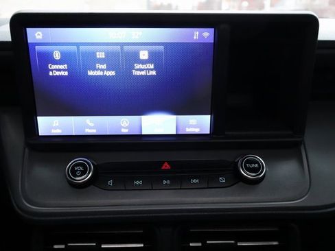 Used 2024 Ford Maverick Lariat w/ Black Appearance Package image 8