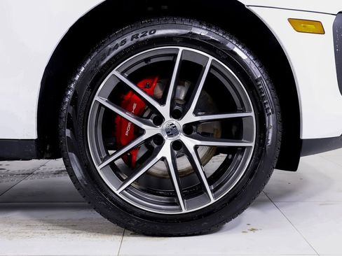 Used 2026 Porsche Macan S image 23