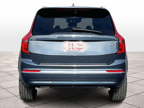 New 2026 Volvo XC90 B5 Plus w/ Protection Package image 6