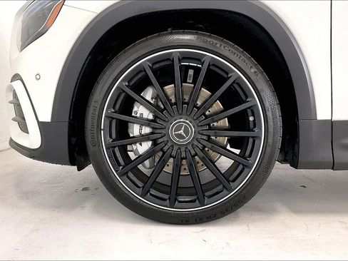New 2026 Mercedes-Benz GLB 35 AMG 4MATIC image 11