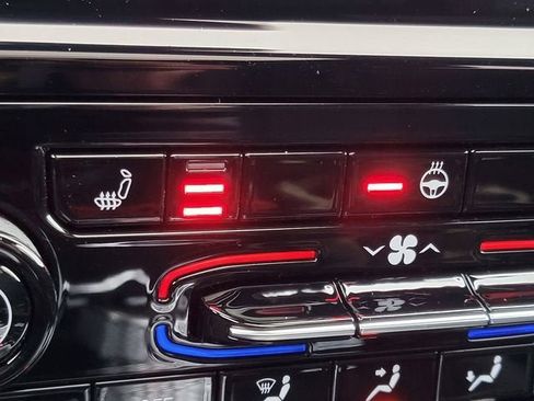 New 2025 Jeep Grand Cherokee L Limited image 16