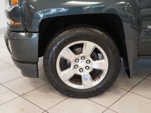 Used 2018 Chevrolet Silverado 1500 LT w/ All Star Edition AWD/4WD image 15