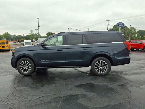 New 2025 Ford Expedition Max Platinum image 4