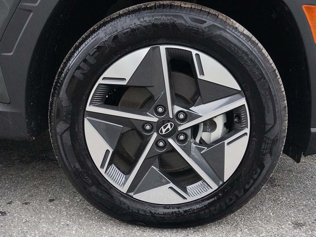 Used 2025 Hyundai Tucson SEL AWD/4WD image 22