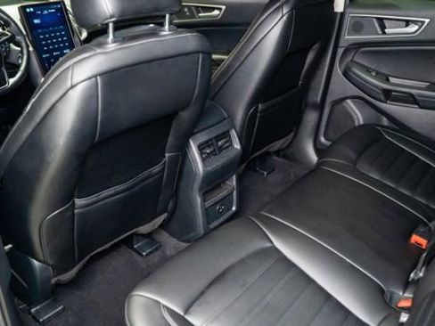 Used 2021 Ford Edge SEL image 14