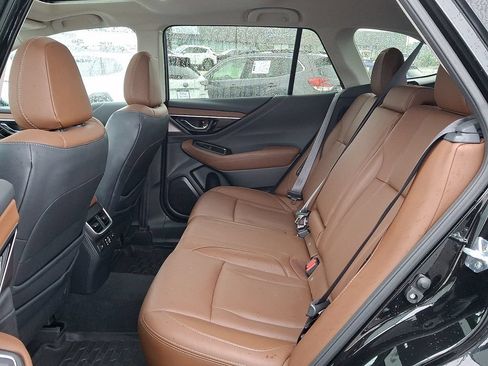 Used 2023 Subaru Outback Touring XT AWD/4WD image 13