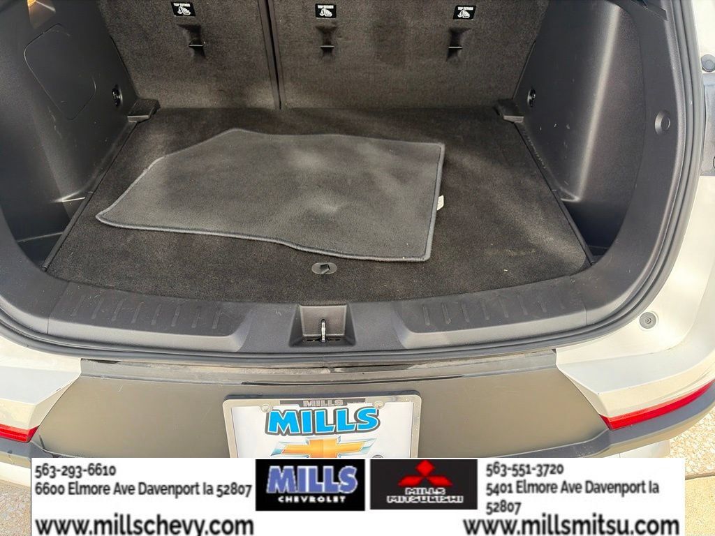 Used 2023 Chevrolet TrailBlazer LT FWD image 23