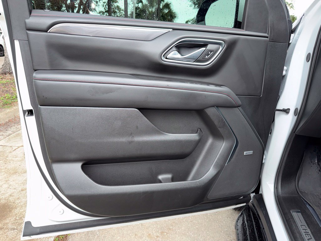 Used 2024 Chevrolet Tahoe RST w/ Luxury Package RWD image 23