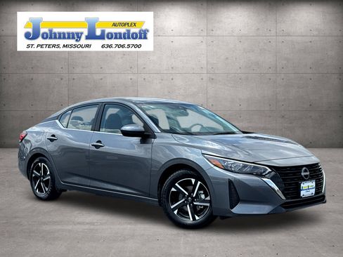 Used 2025 Nissan Sentra SV FWD image 1