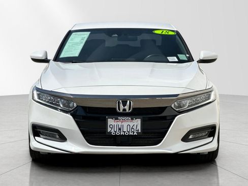 Used 2018 Honda Accord Sport image 8