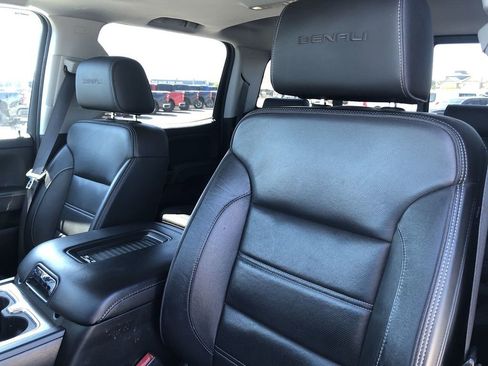 Used 2018 GMC Sierra 2500 Denali w/ Duramax Plus Package AWD/4WD image 21