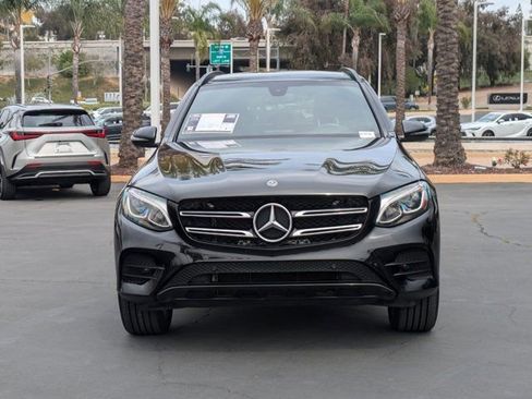 Used 2019 Mercedes-Benz GLC 300 4MATIC image 2