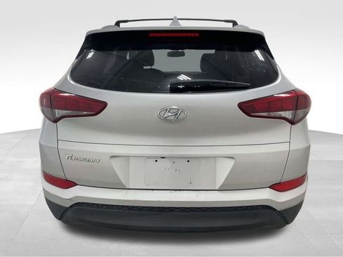 Used 2018 Hyundai Tucson SEL Plus image 3