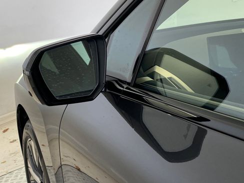 New 2026 BMW iX xDrive60 w/ Premium Package image 21