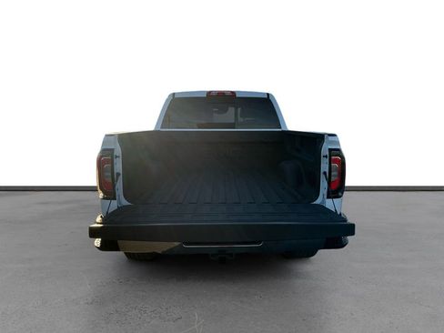 Used 2018 GMC Sierra 1500 SLT image 24