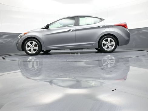 Used 2012 Hyundai Elantra GLS w/ Preferred Pkg 3 FWD image 31