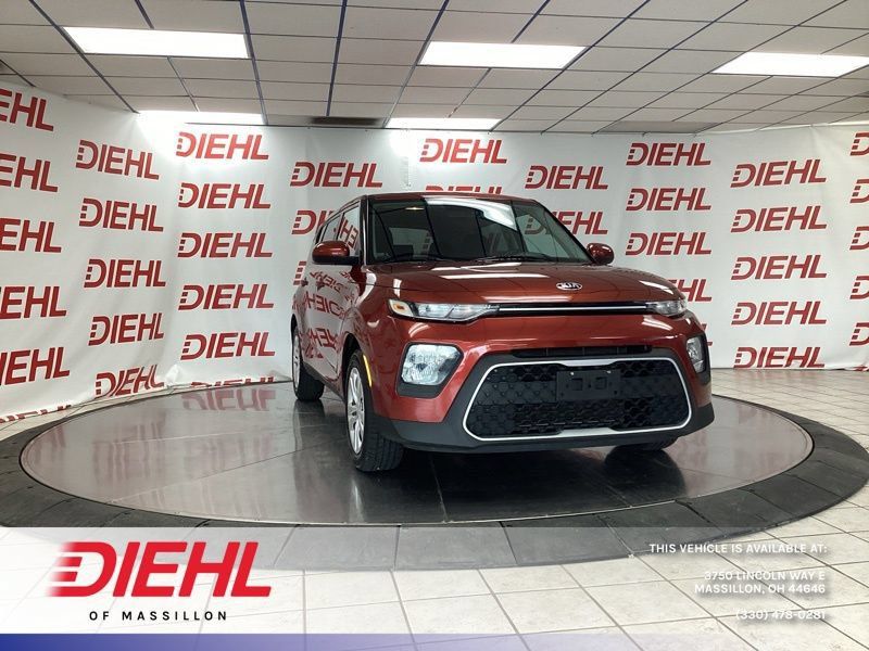 Used 2020 Kia Soul LX FWD image 1