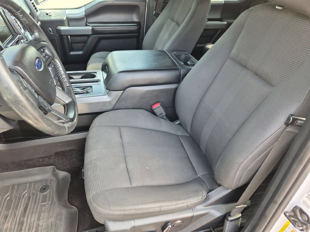 Used 2016 Ford F150 XLT w/ Equipment Group 302A Luxury AWD/4WD image 18