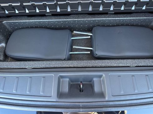 New 2025 Mitsubishi Outlander SE image 34