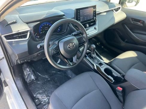 Used 2022 Toyota Corolla LE FWD image 13