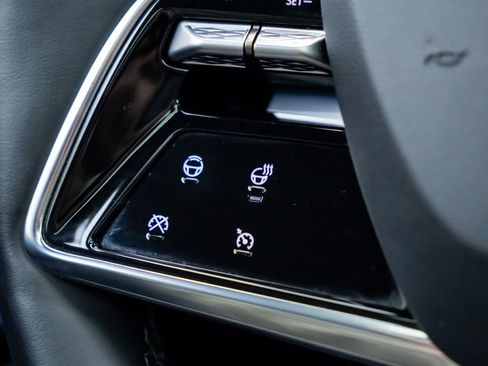 Certified 2025 Cadillac Lyriq Luxury w/ LPO, Floor Liner Package AWD/4WD image 35