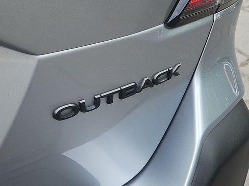 Used 2023 Subaru Outback Onyx Edition AWD/4WD image 4