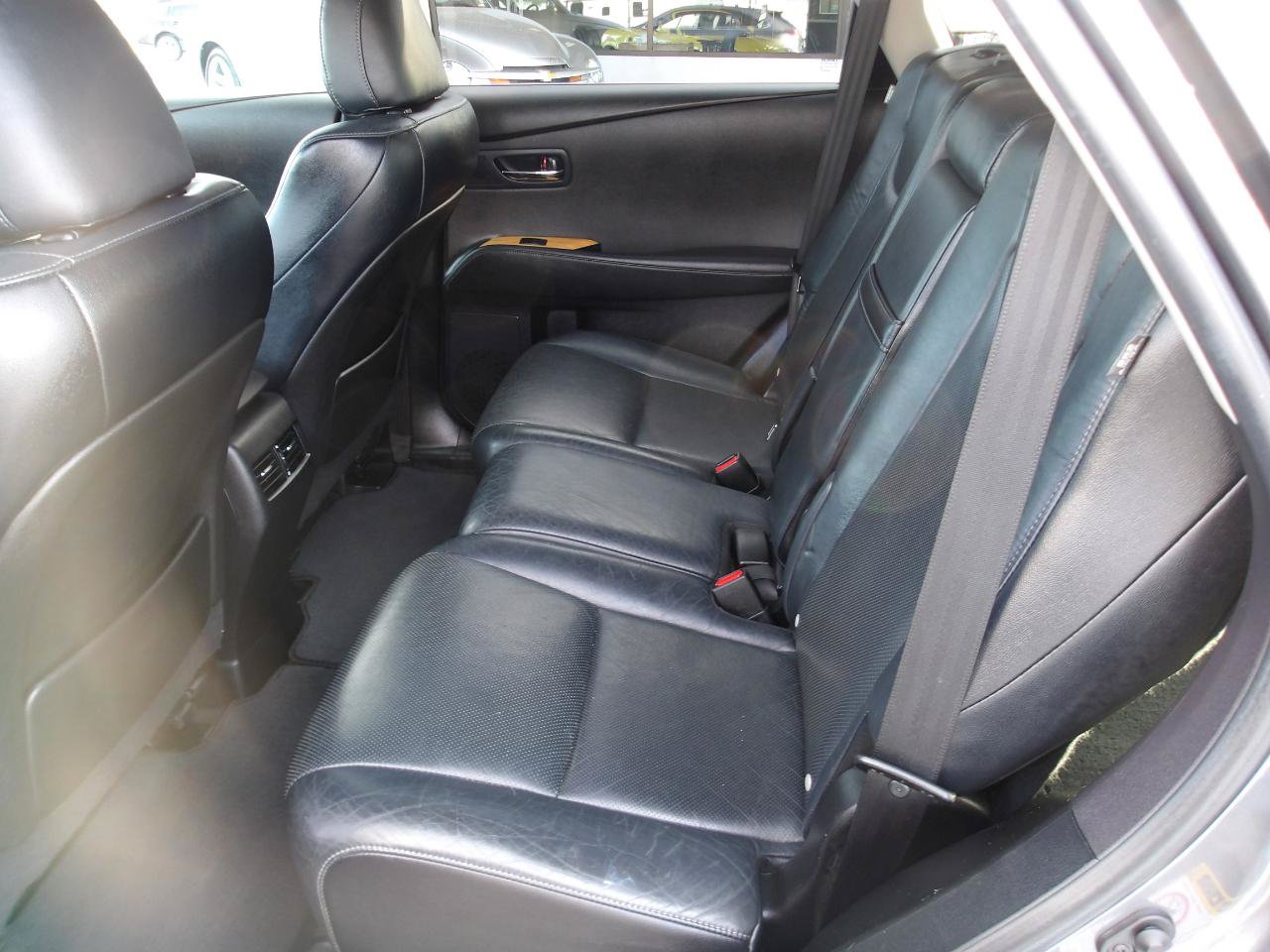 Used 2015 Lexus RX 450h AWD image 10