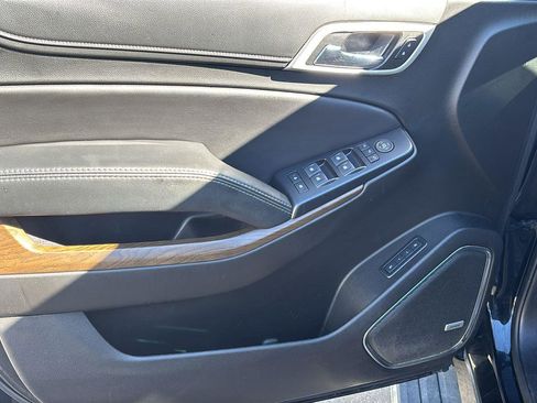 Used 2019 GMC Yukon XL Denali w/ Denali Ultimate Package image 14