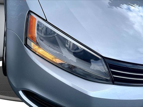 Used 2014 Volkswagen Jetta SE FWD image 30