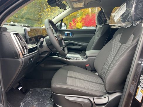 New 2026 Kia Sorento LX image 8