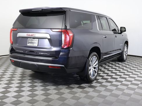 Certified 2023 GMC Yukon XL Denali image 5