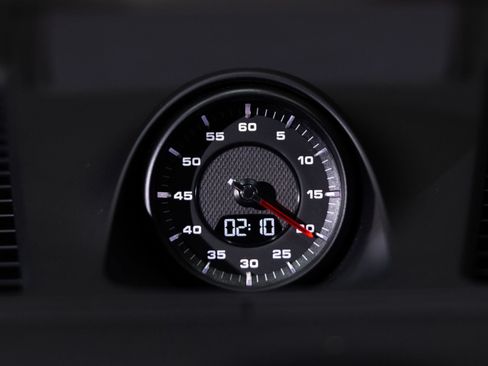 Used 2023 Porsche Cayenne Turbo AWD/4WD image 25