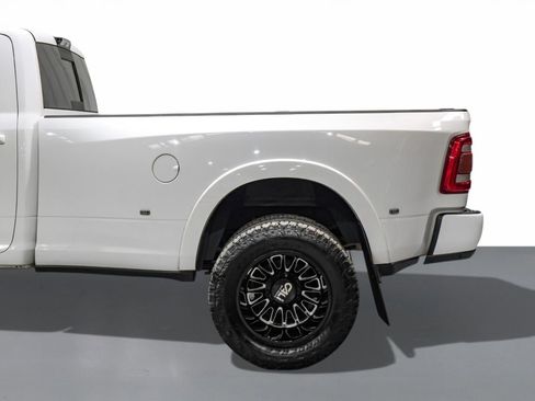 Used 2020 RAM 3500 Laramie image 12