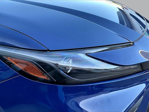 Used 2025 Toyota Camry SE w/ Convenience Package FWD image 26
