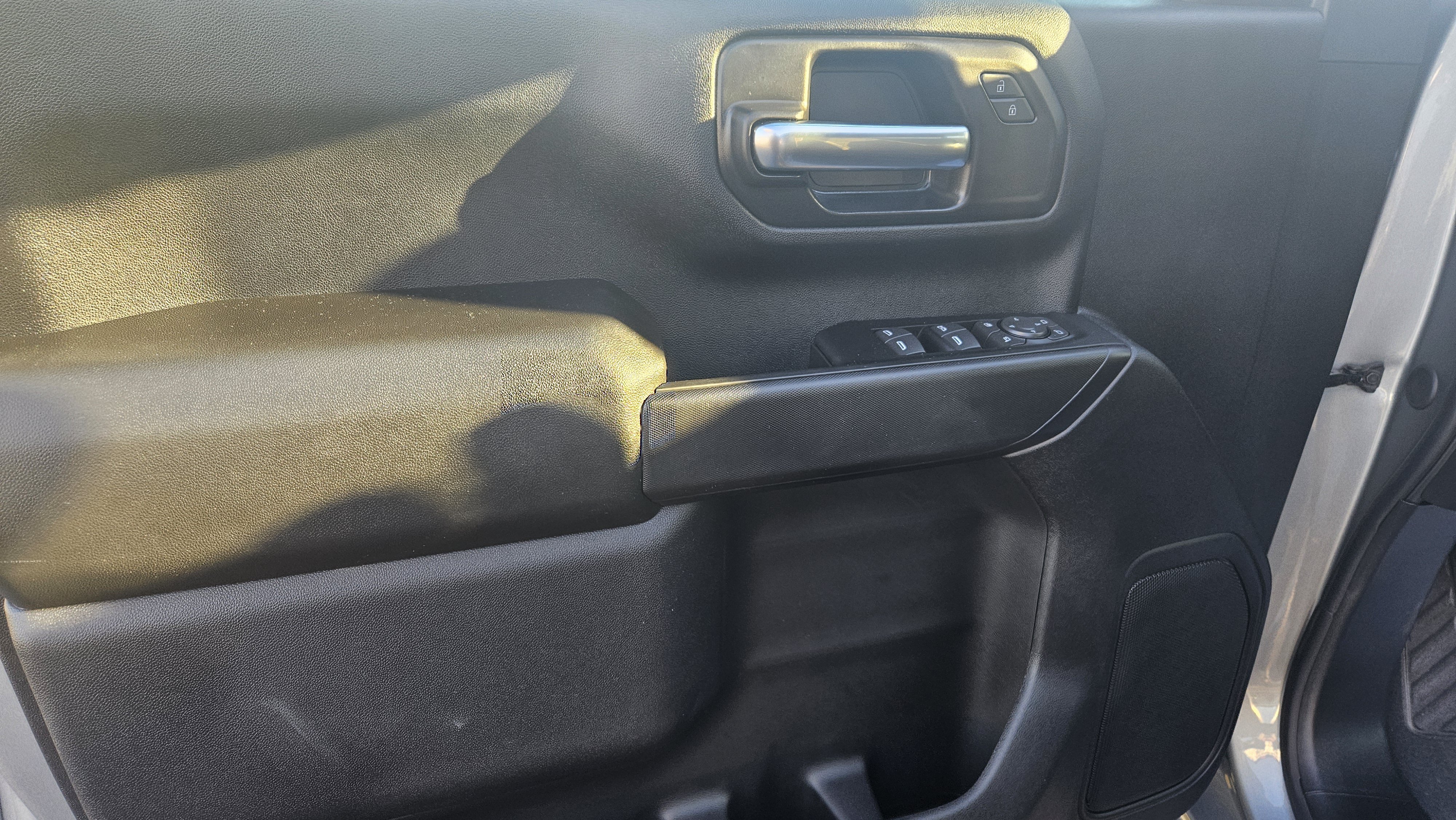 New 2026 Chevrolet Silverado 2500 Custom w/ Custom Convenience Package AWD/4WD image 10