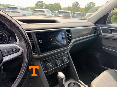 Used 2021 Volkswagen Atlas SE AWD/4WD image 15